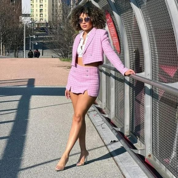 ZARA TEXTURED SKORT - Picture 2 of 4